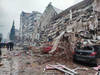 Συγκέντρωση ανθρωπιστικής βοήθειας για τους σεισμόπληκτους της Τουρκίας και της Συρίας